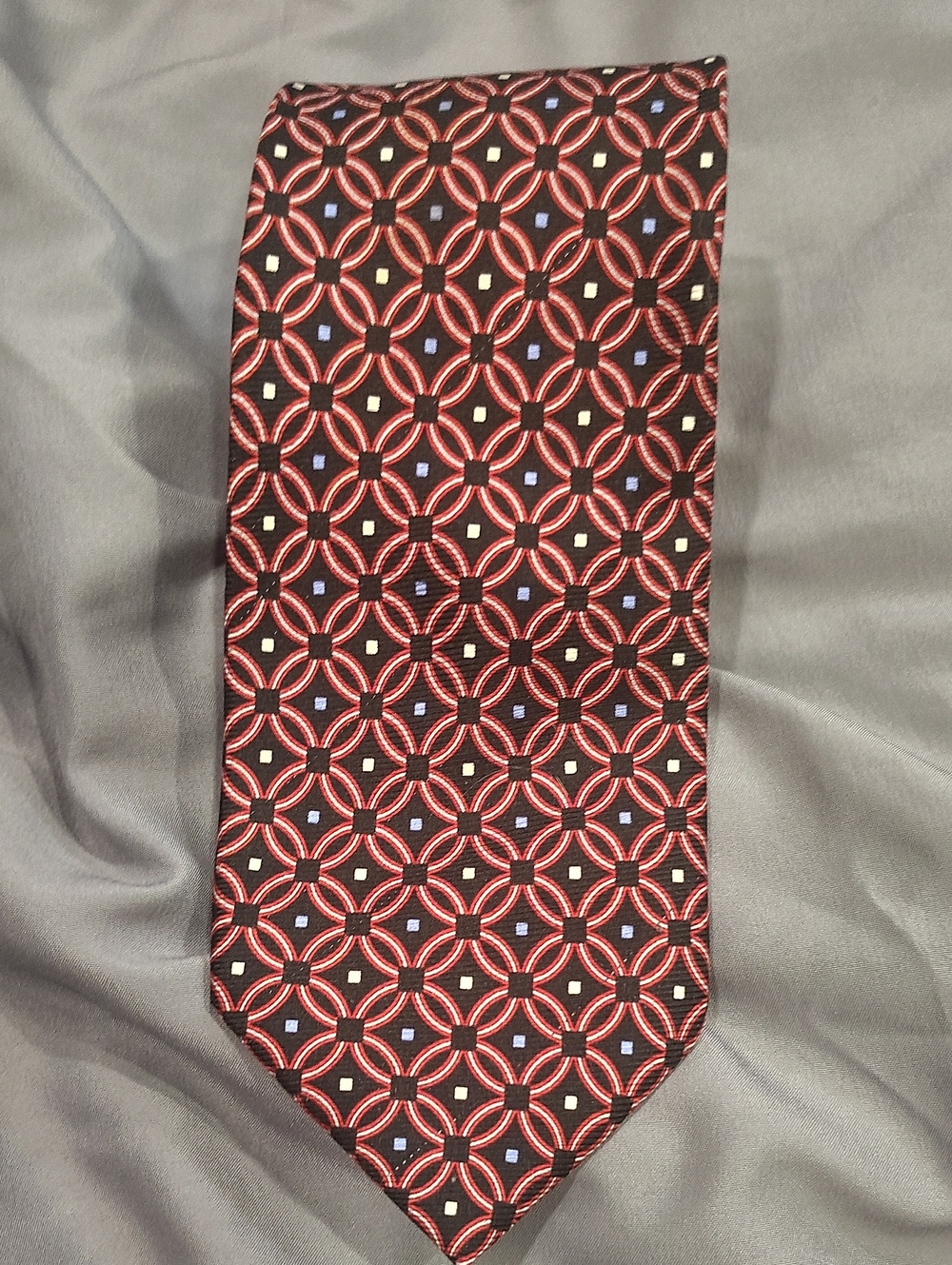 Jos. A. Bank Red and Black Interlocking Circle Silk Tie
